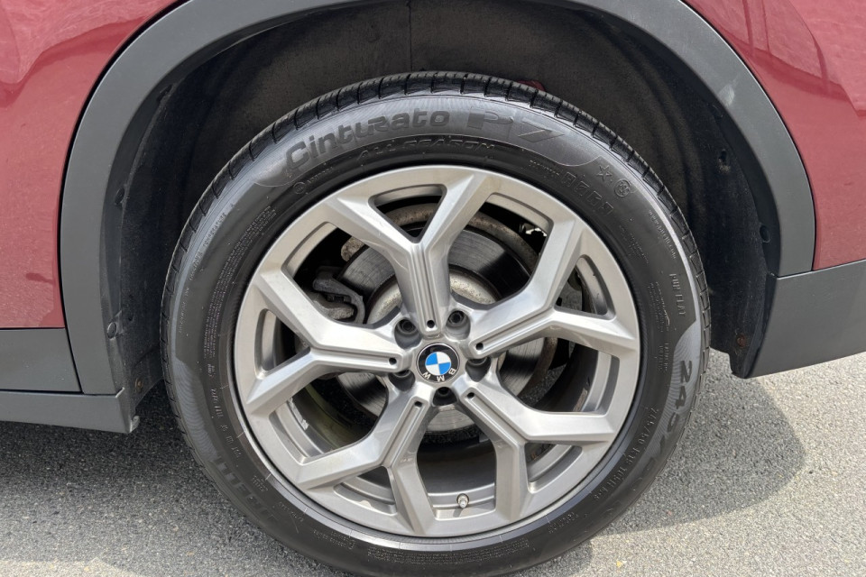 2023 BMW X3 - Image 3