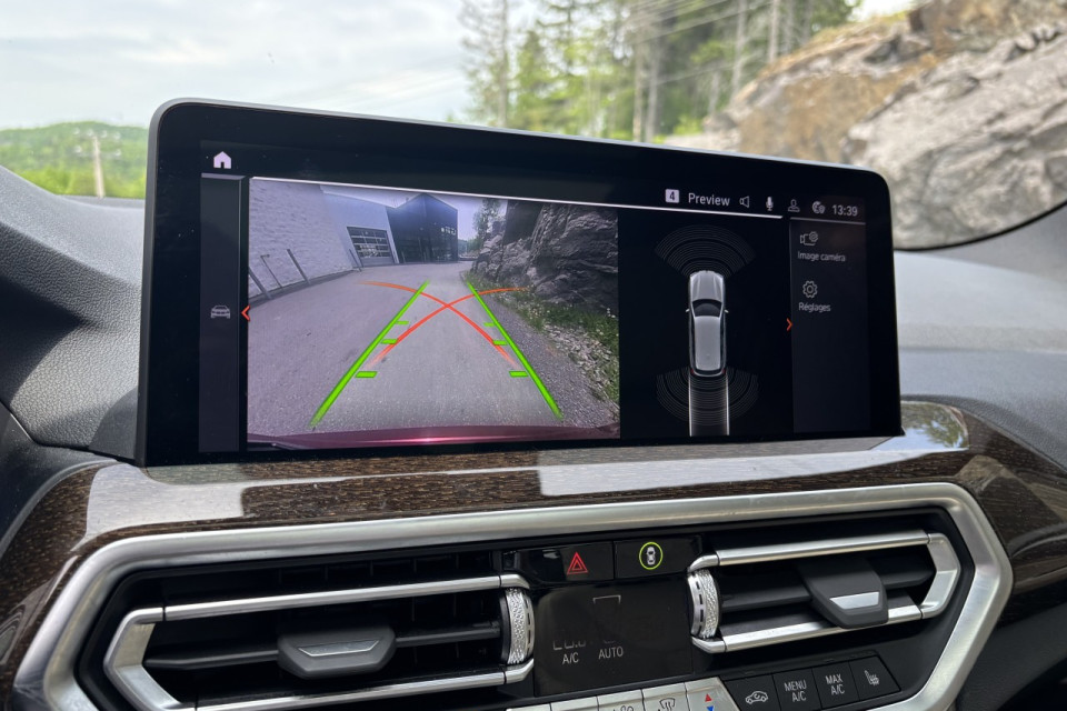 2023 BMW X3 - Image 18