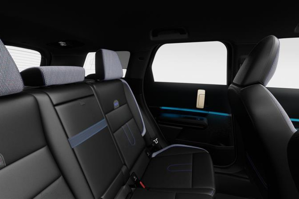 2026 MINI Countryman - Image 14