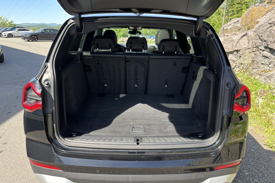 2023 BMW X3 - Image 5