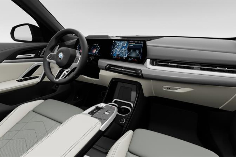 2026 BMW X1 - Image 14
