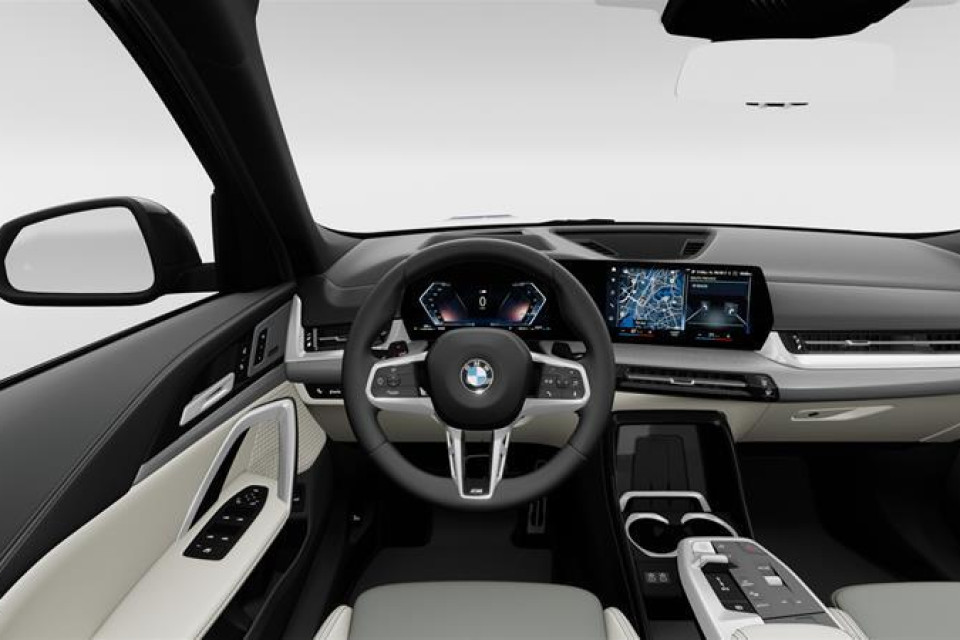 2026 BMW X1 - Image 12