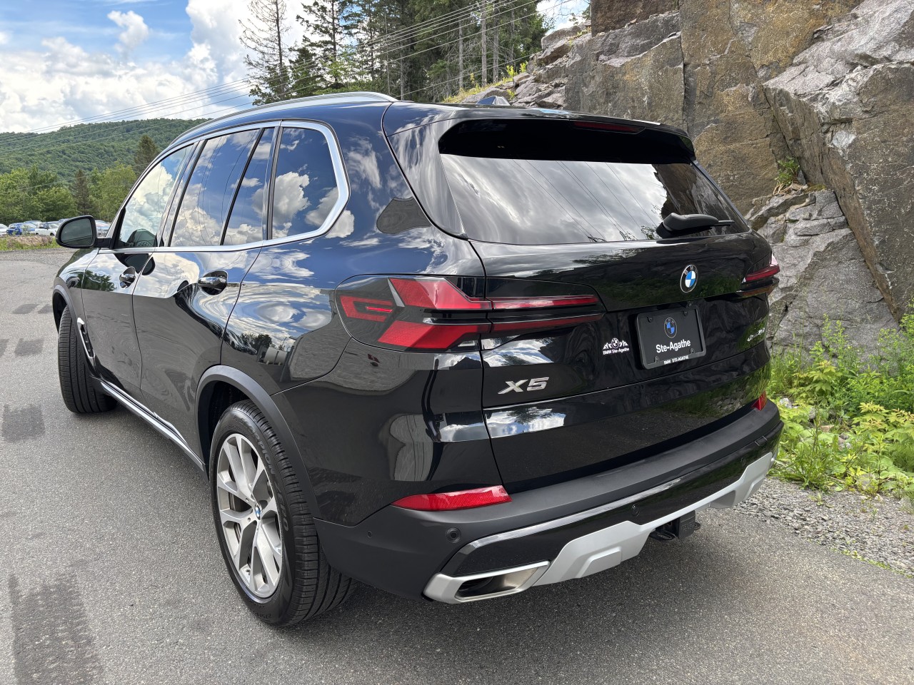 2024 BMW X5 - Image 5