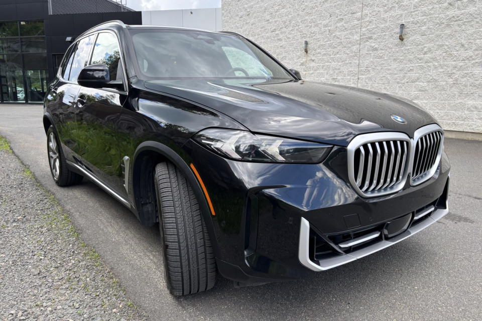 2024 BMW X5 - Image 9