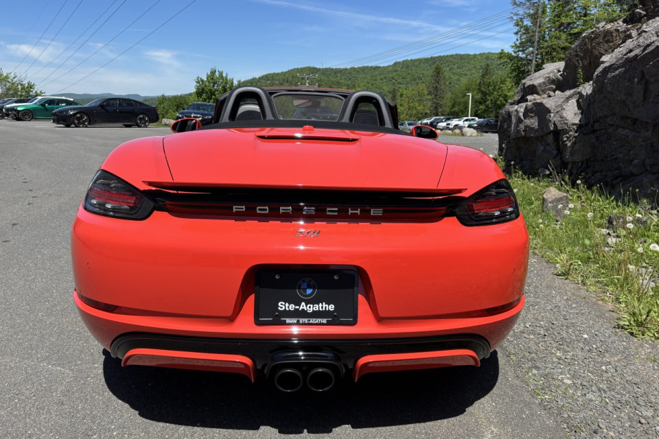2017 Porsche 718 Boxster - Image 6