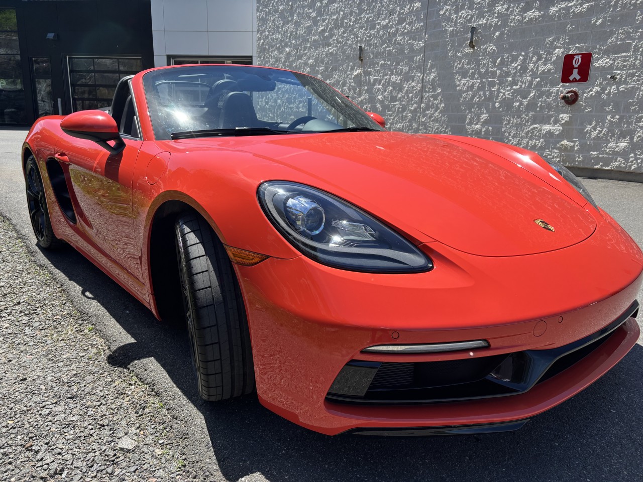 2017 Porsche 718 Boxster - Image 9