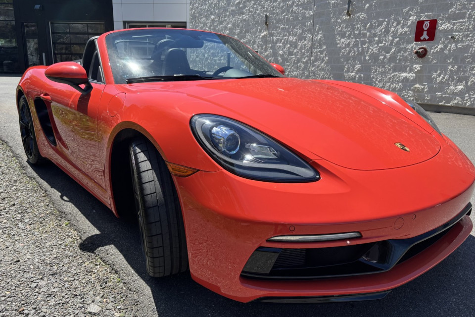 2017 Porsche 718 Boxster - Image 9
