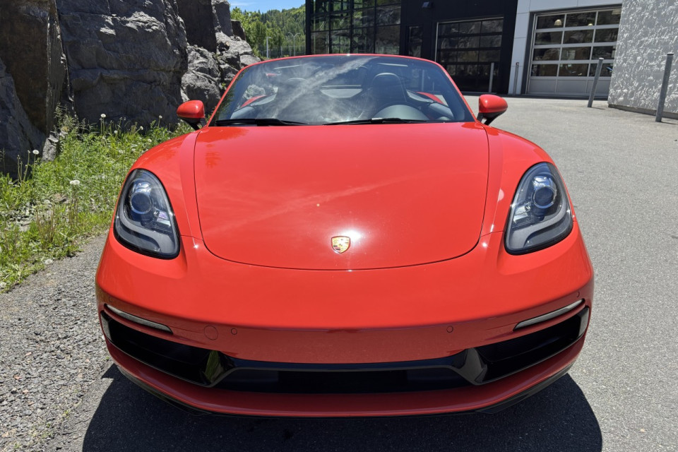 2017 Porsche 718 Boxster - Image 10