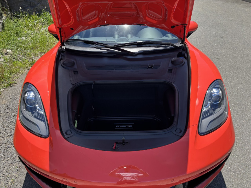 2017 Porsche 718 Boxster - Image 11