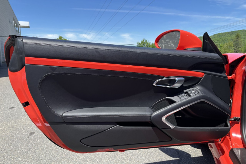 2017 Porsche 718 Boxster - Image 12