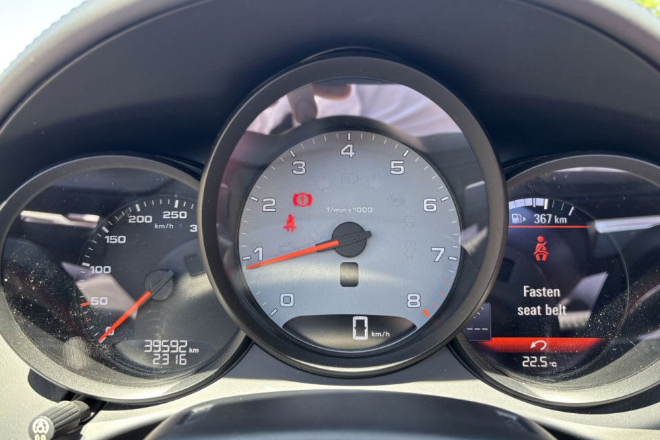 2017 Porsche 718 Boxster - Image 16