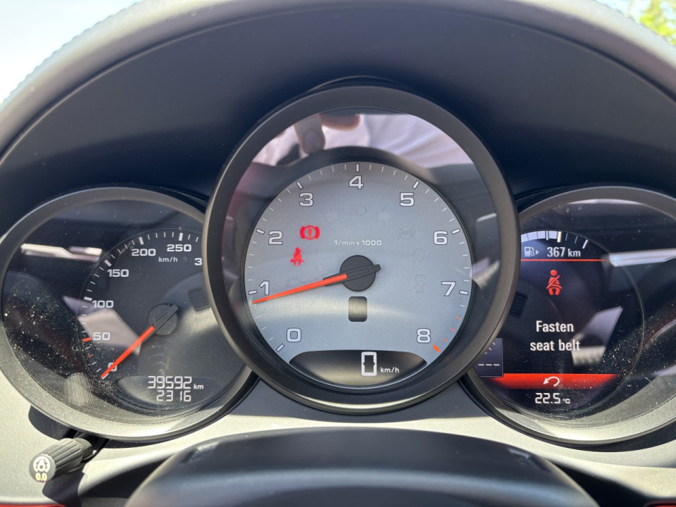 2017 Porsche 718 Boxster - Image 16
