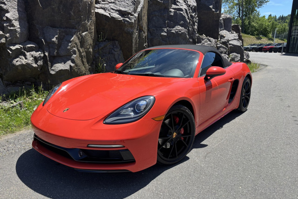 2017 Porsche 718 Boxster - Image 22