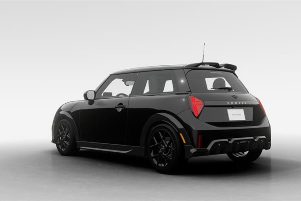 2026 MINI 3 Door - Image 2