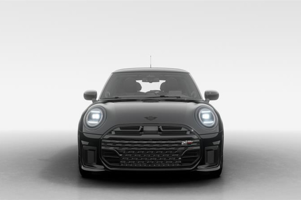 2026 MINI 3 Door - Image 3