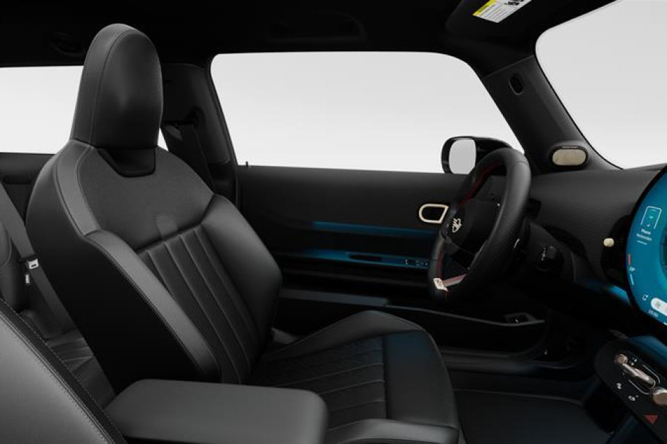 2026 MINI 3 Door - Image 9