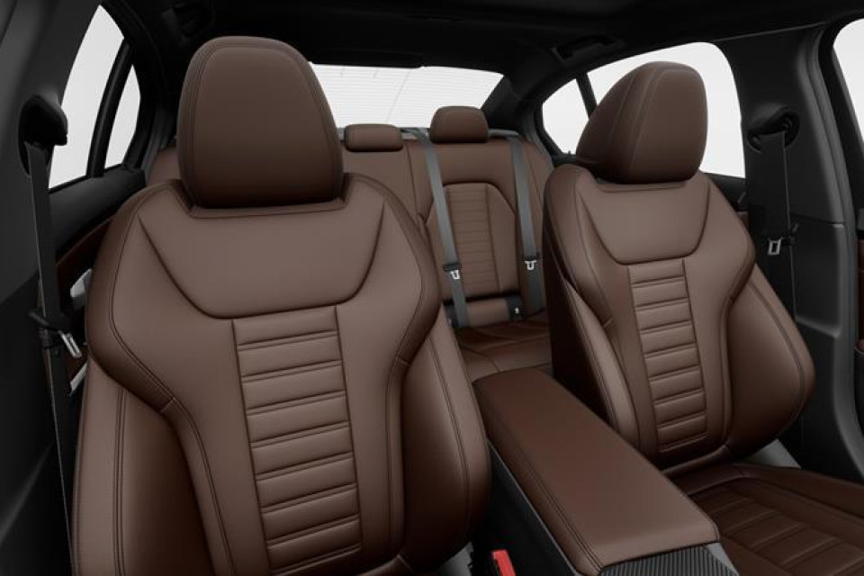 2026 BMW 3 Series - Image 11