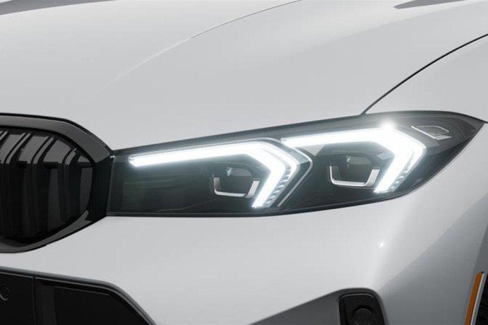 2026 BMW 3 Series - Image 11