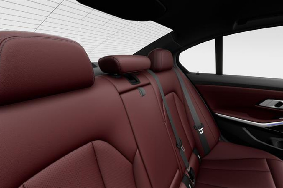 2026 BMW 3 Series - Image 12