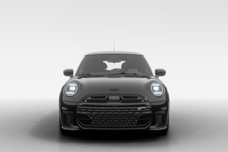 2026 MINI 3 Door - Image 3