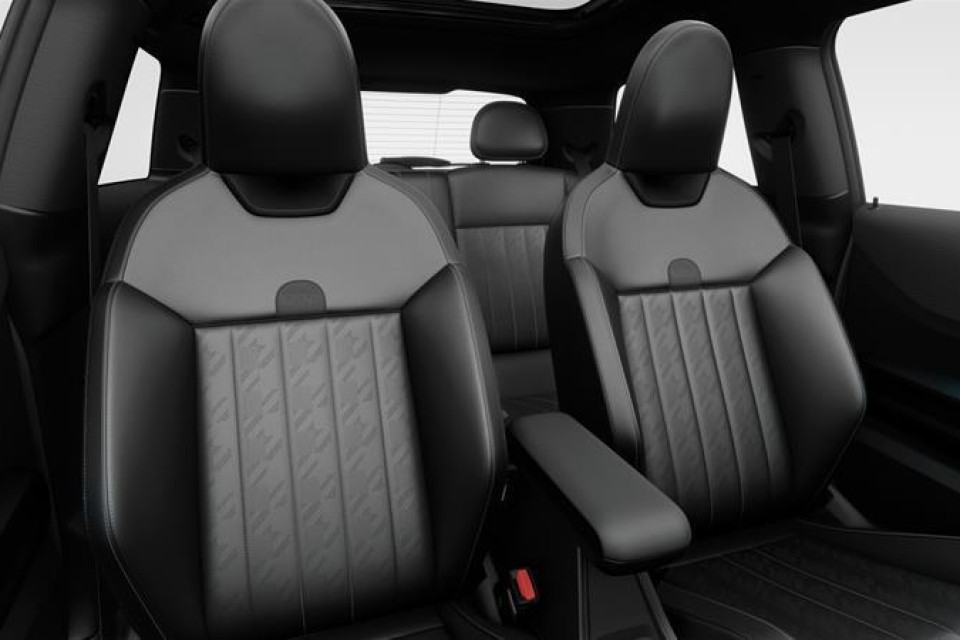 2026 MINI 3 Door - Image 11
