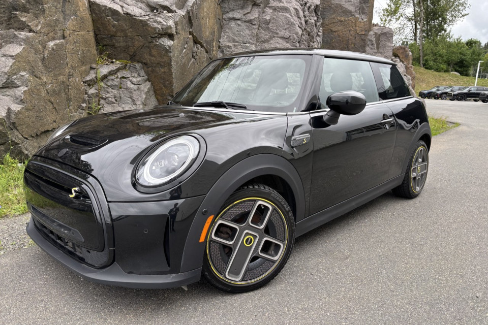 2023 Mini Cooper - Image 1
