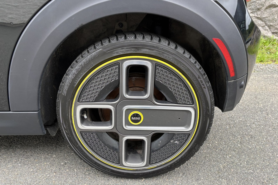 2023 Mini Cooper - Image 4