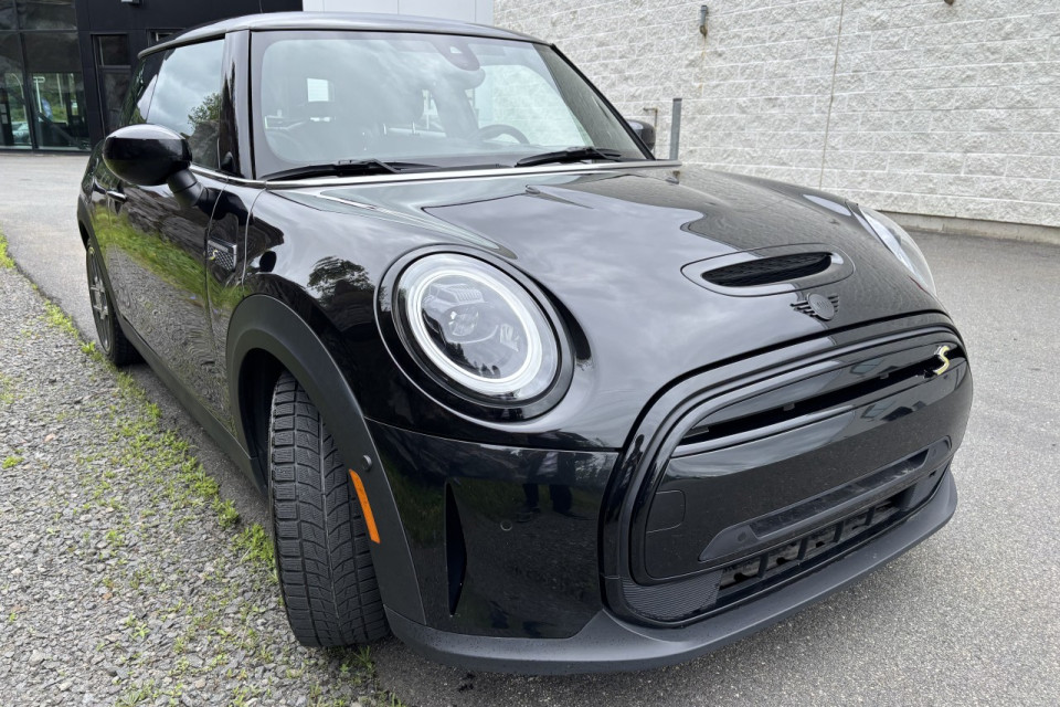 2023 Mini Cooper - Image 8