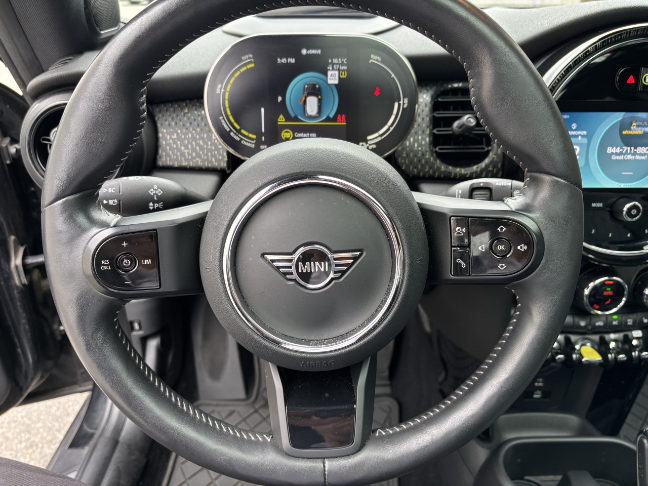 2023 Mini Cooper - Image 12