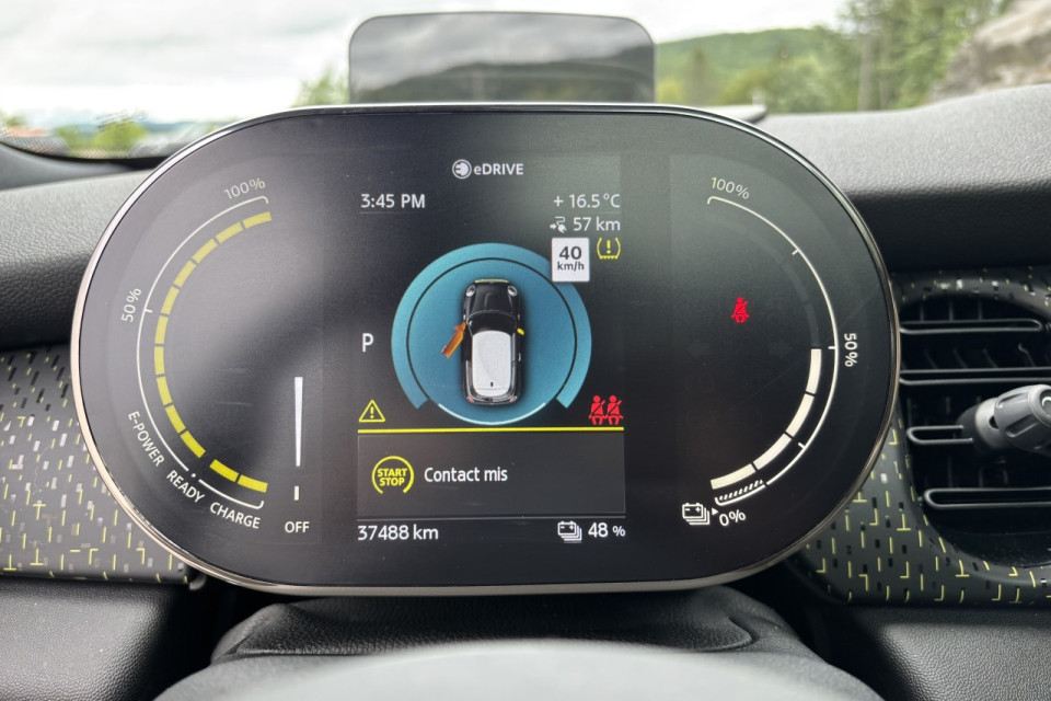 2023 Mini Cooper - Image 14
