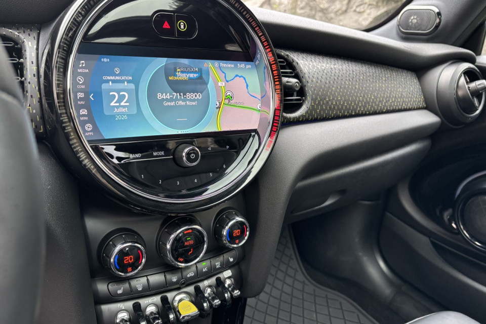2023 Mini Cooper - Image 15