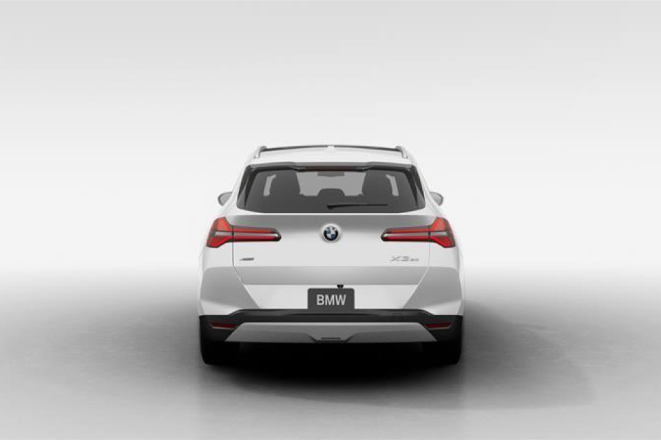 2026 BMW X3 - Image 4