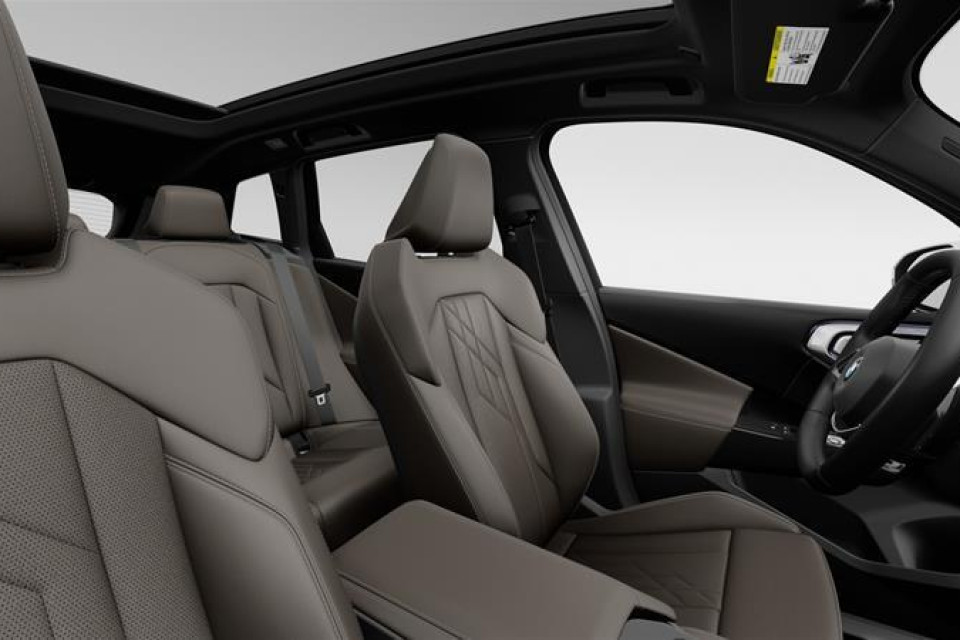 2026 BMW X3 - Image 10