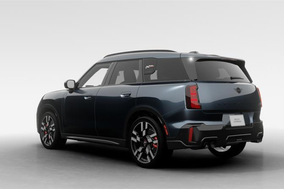 2027 MINI Countryman - Image 3