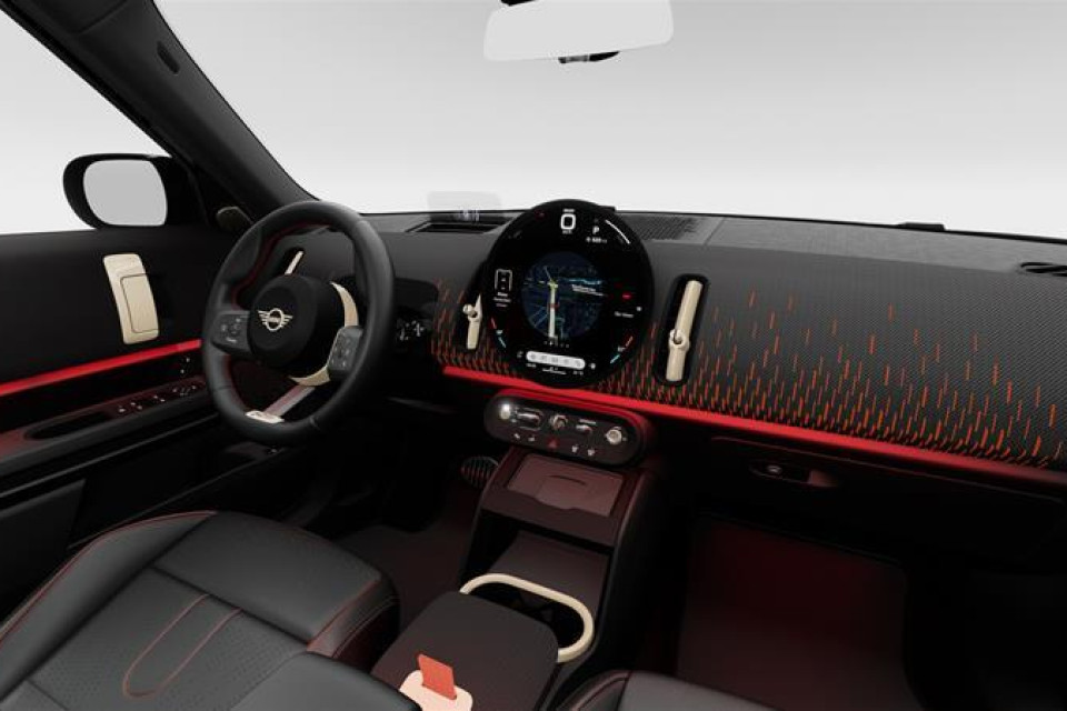 2027 MINI Countryman - Image 11
