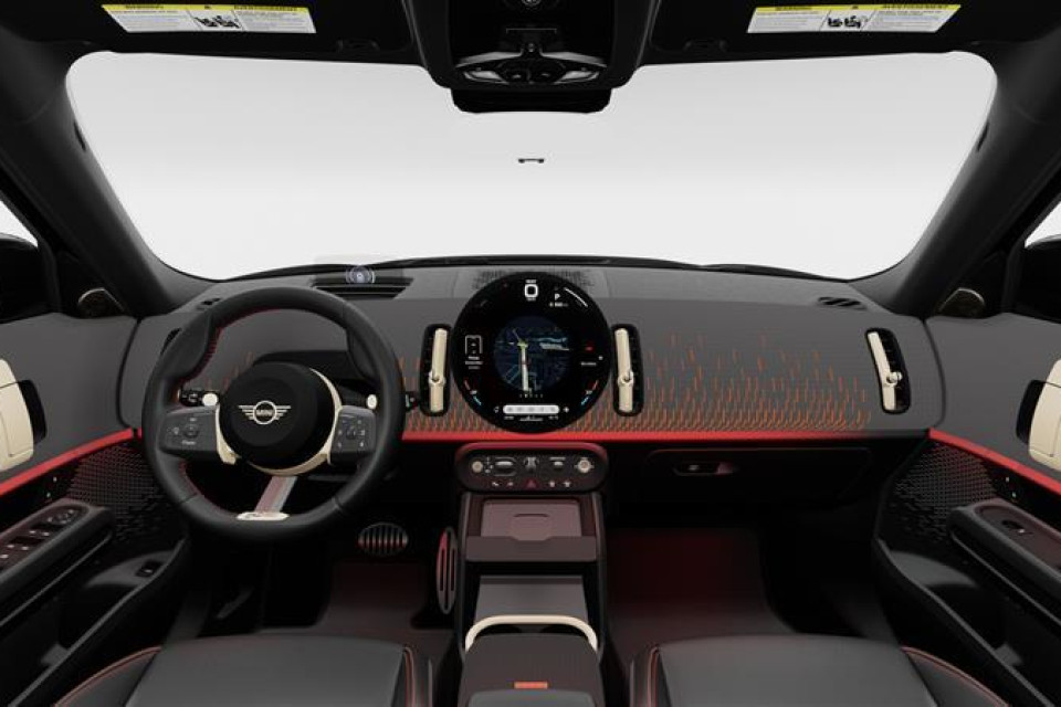 2027 MINI Countryman - Image 13