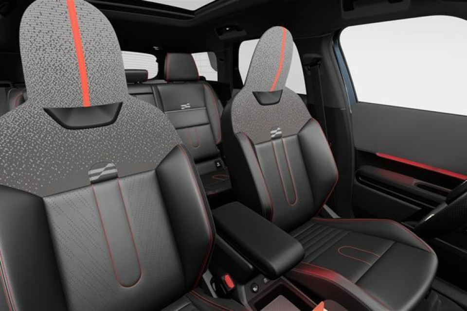 2027 MINI Countryman - Image 14