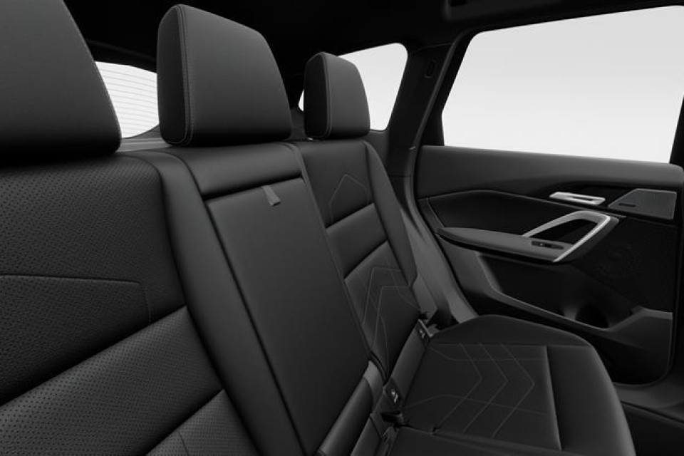 2026 BMW X1 - Image 12
