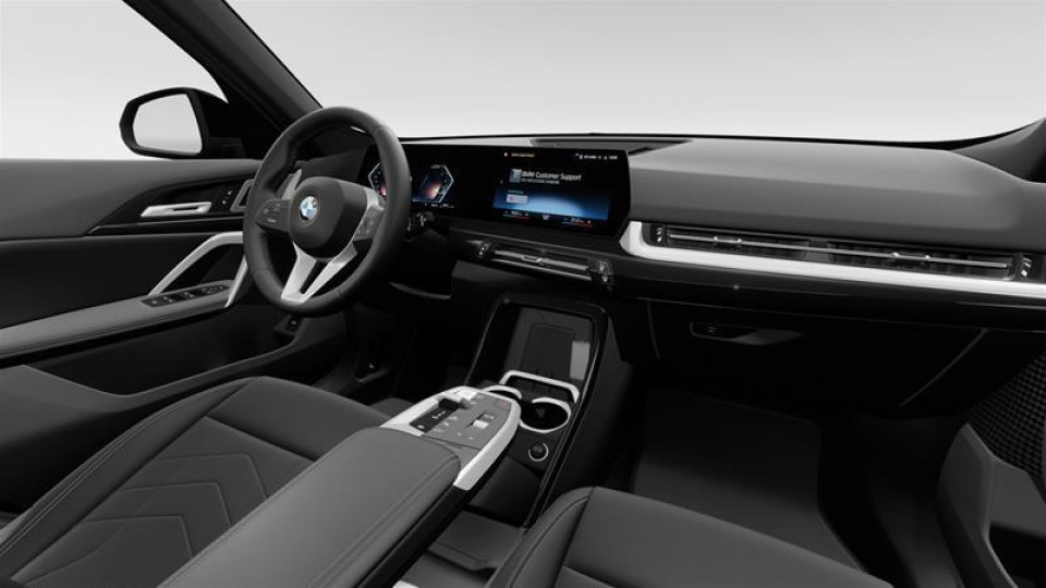 2026 BMW X1 - Image 14