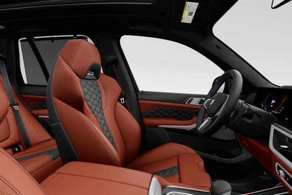 2026 BMW X5 M - Image 8