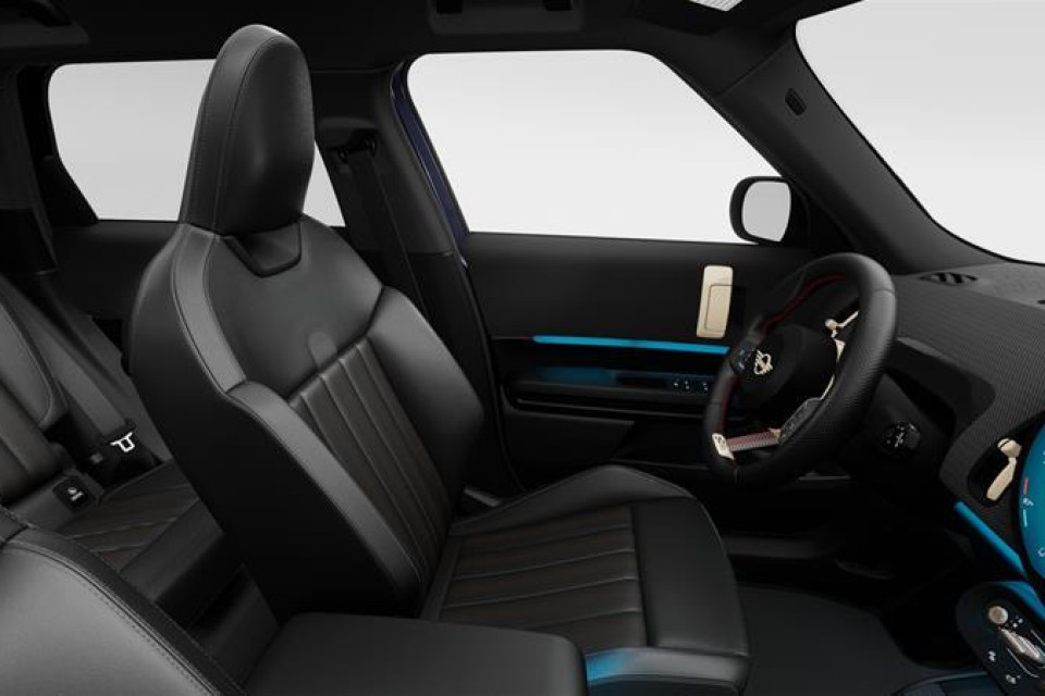 2027 MINI Countryman - Image 9