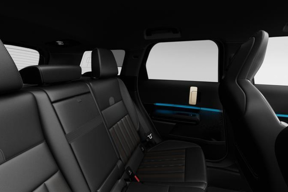 2027 MINI Countryman - Image 10