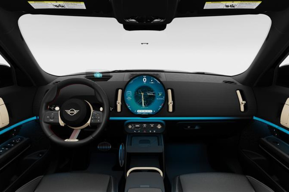 2027 MINI Countryman - Image 12