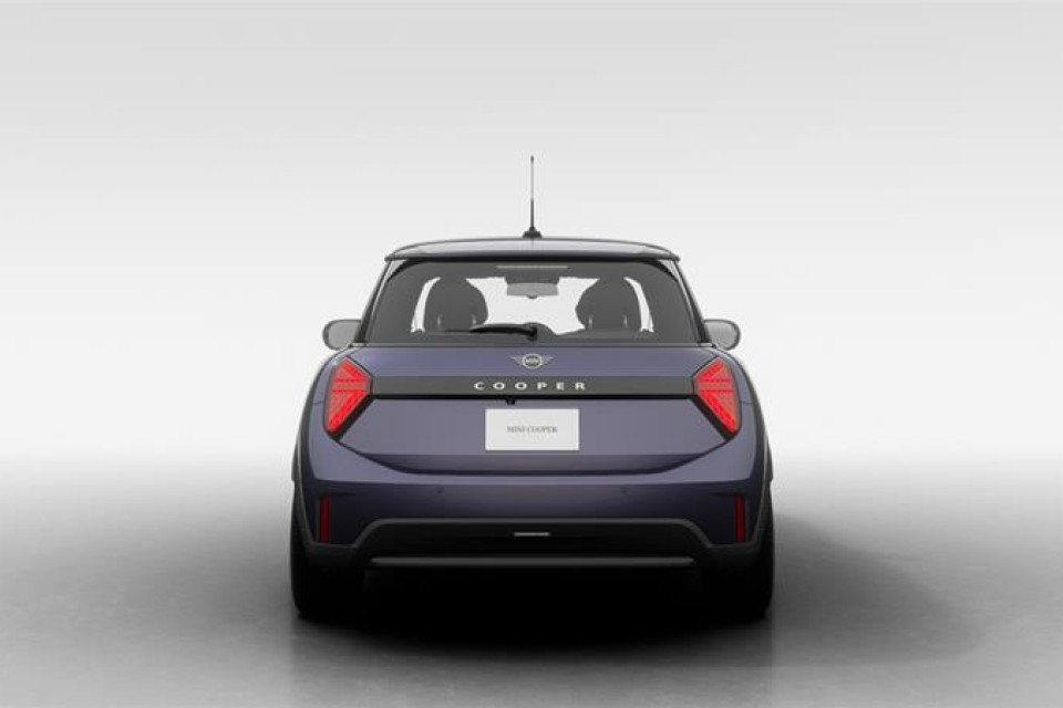 2026 MINI 3 Door - Image 5