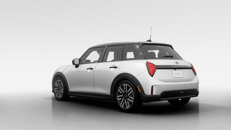 2026 MINI 5 Door - Image 2
