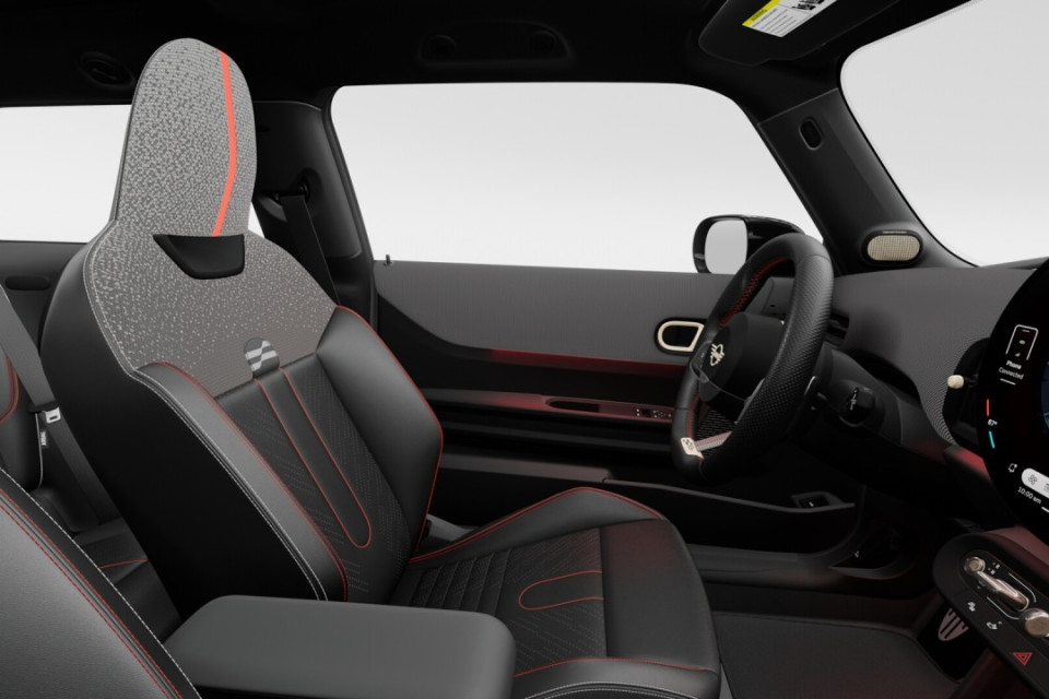 2026 MINI 3 Door - Image 7