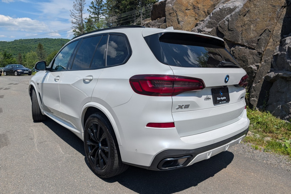 2023 BMW X5 - Image 4