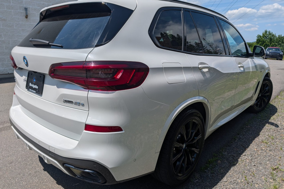 2023 BMW X5 - Image 8