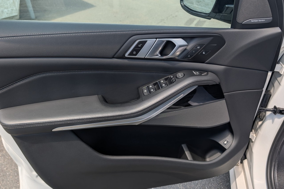 2023 BMW X5 - Image 11