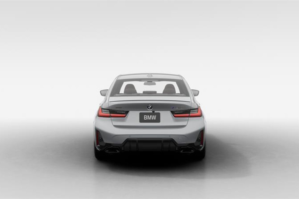 2026 BMW 3 Series - Image 5